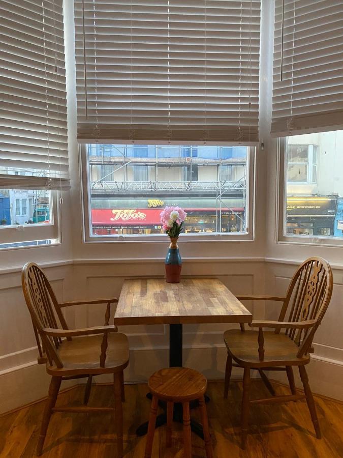 Mania Apartments Brighton Екстер'єр фото
