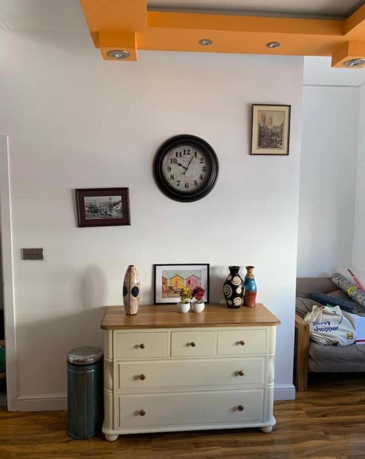Mania Apartments Brighton Екстер'єр фото