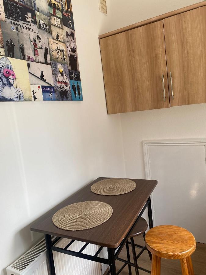 Mania Apartments Brighton Екстер'єр фото