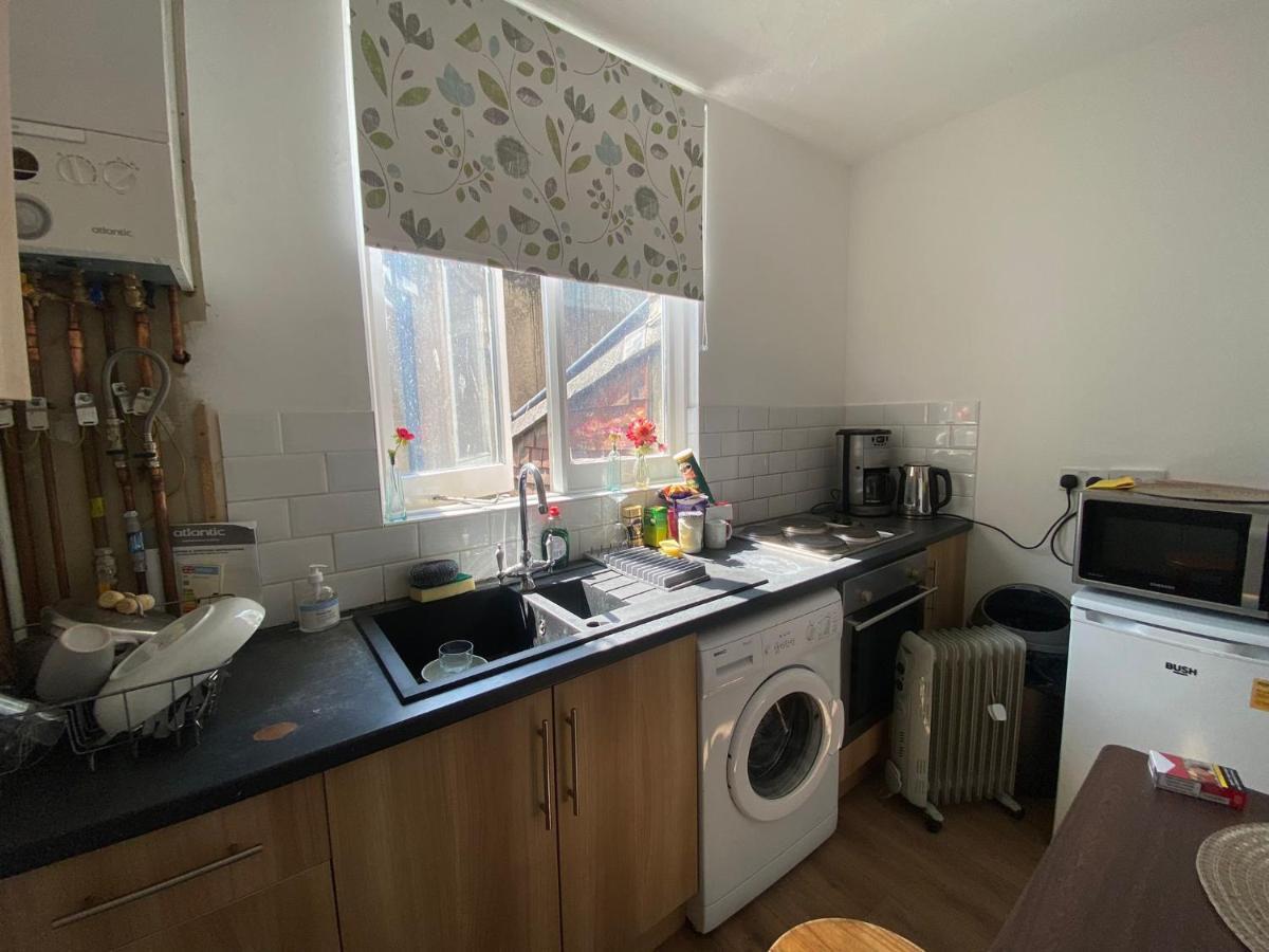 Mania Apartments Brighton Екстер'єр фото