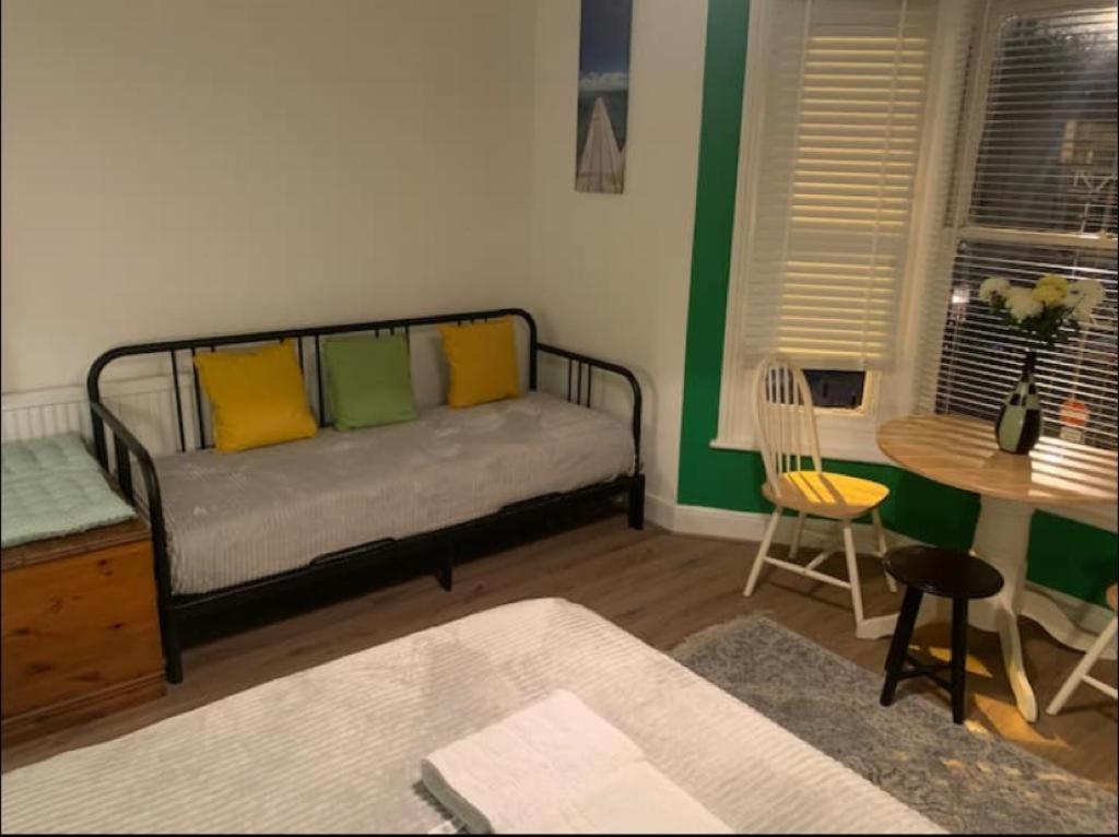 Mania Apartments Brighton Екстер'єр фото